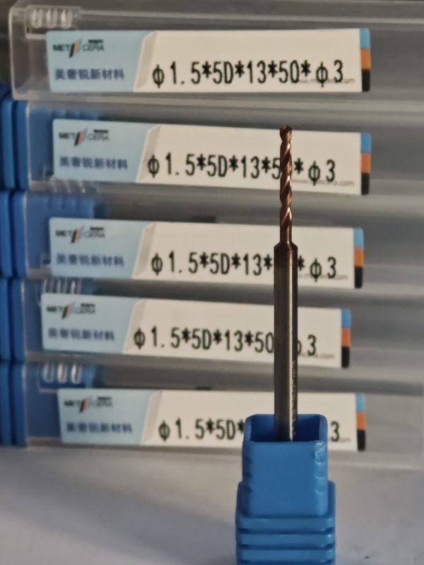 고성능 탄화물 절단 도구, 탄화물 굴착기, 3D 굴착기 / 5D 굴착기, G-외부 냉각 용액 굴착기- 5D, Φ1.5 X 5D X 13 X 50 X Φ3mm