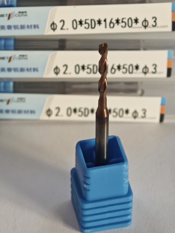 강도 HRC55-60 고체 탄화물 5D 드릴 절단 도구 φ2.0 x 5D x 16 x 50 x φ3mm