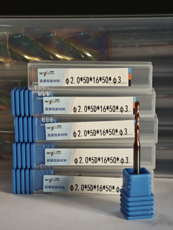 강도 HRC55-60 고체 탄화물 5D 드릴 절단 도구 φ2.0 x 5D x 16 x 50 x φ3mm
