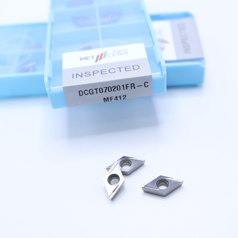 MF412/PV4312 등급 은 / 청동 DCGT07 DCGT11 C 끝 칩 브레이커와 탄화물 CNC 회전 삽입