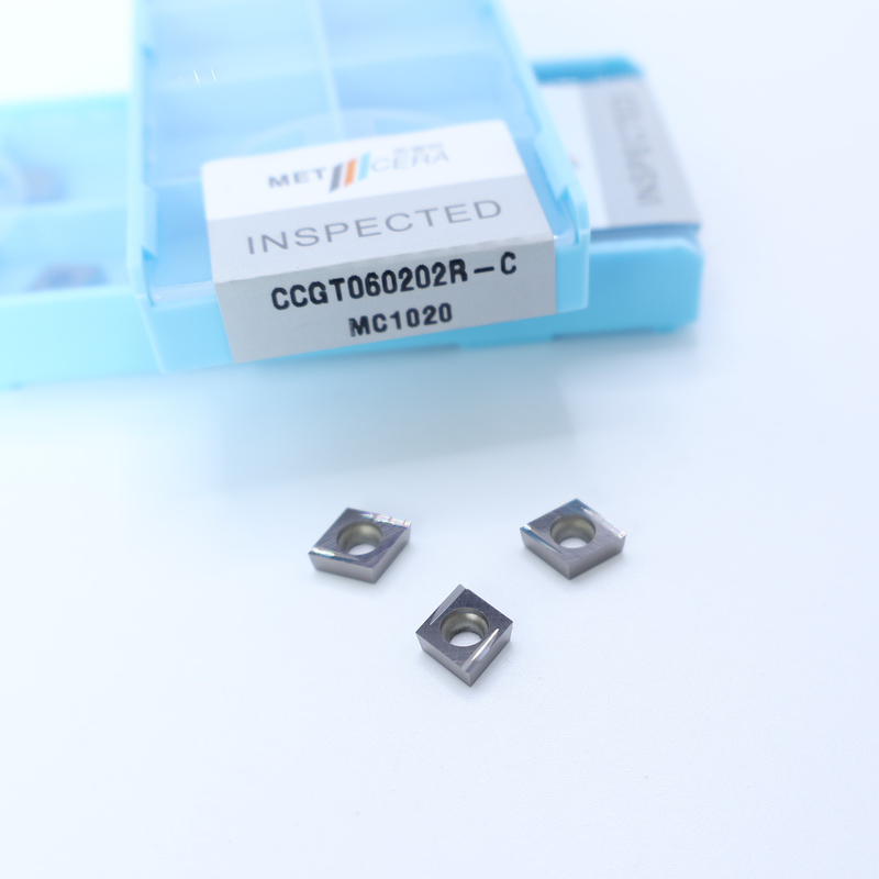 탄소 강철 워크피스 CCGT06 CCG09 CNC 가공을 위한 끝 및 C 끝 칩 브레이커와 함께 세르메트 턴링 삽입