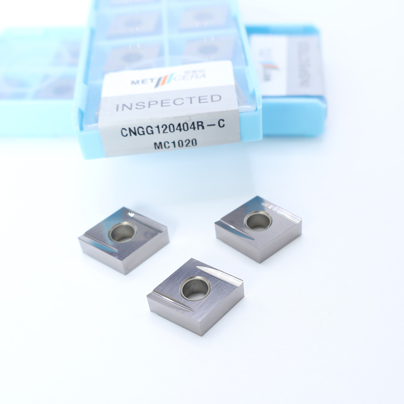 탄소 강철 워크피스 CNGG12 비 코팅 및 C 마무리 칩 브레이커와 함께 세르메트 턴링 삽입
